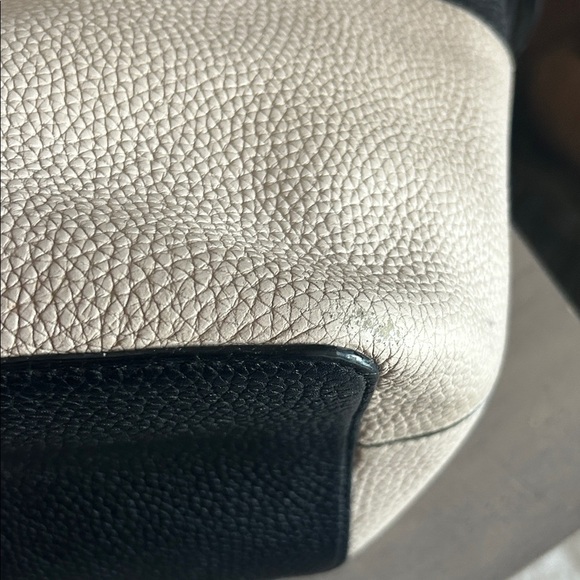 Kate Spade Black and Cream Tote - Picture 6 of 11